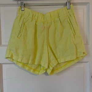 Size small Lilly Pulitzer linen shorts.